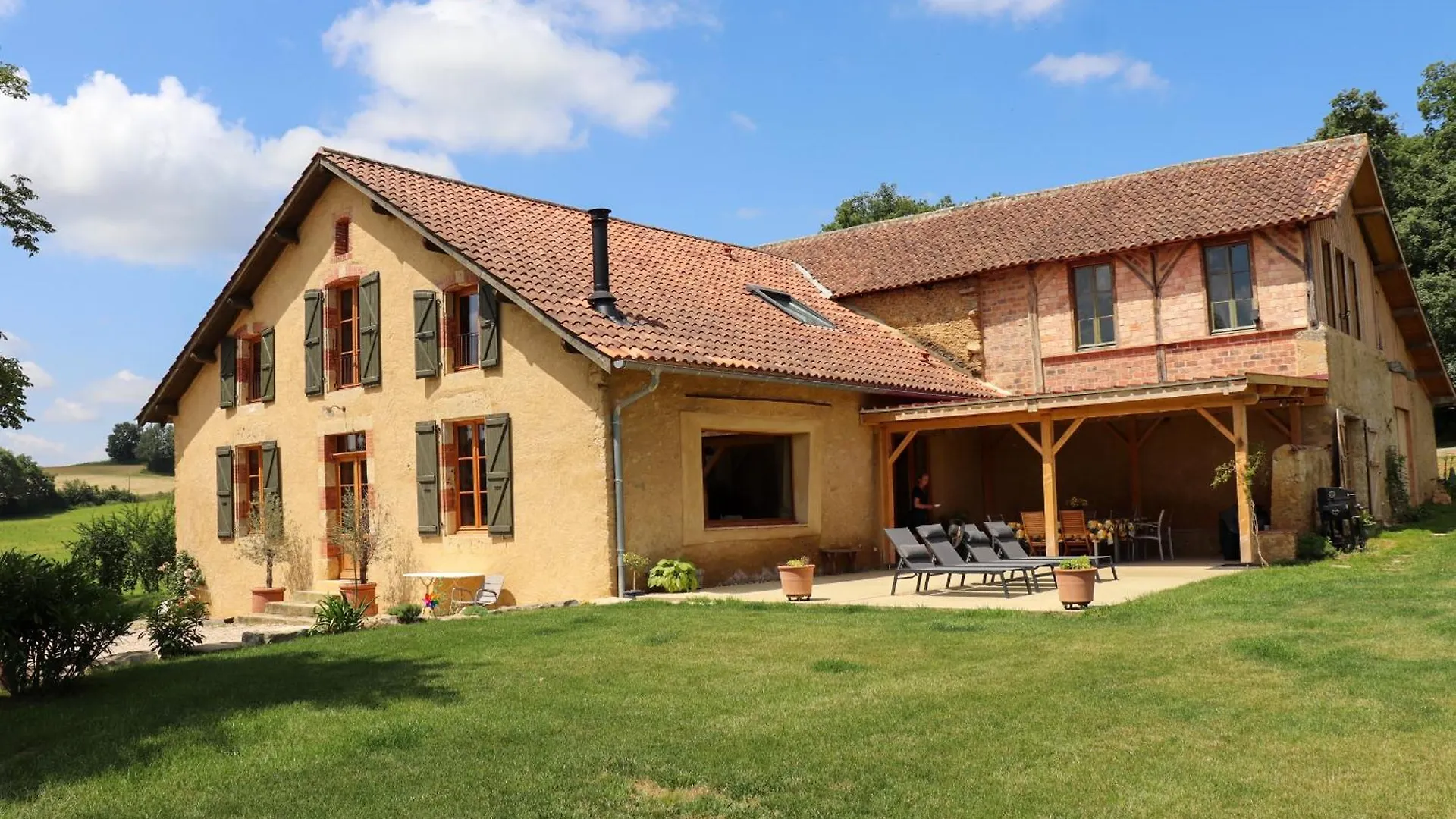 Maison Puchouaou Gite 8 Personnes Montesquiou 프랑스