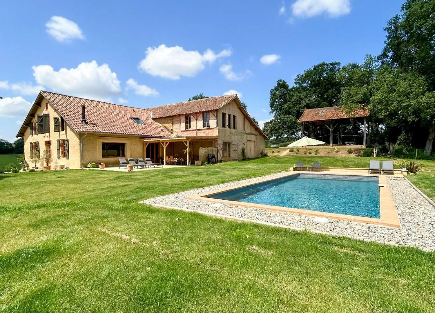 Maison Puchouaou Gite 8 Personnes Montesquiou